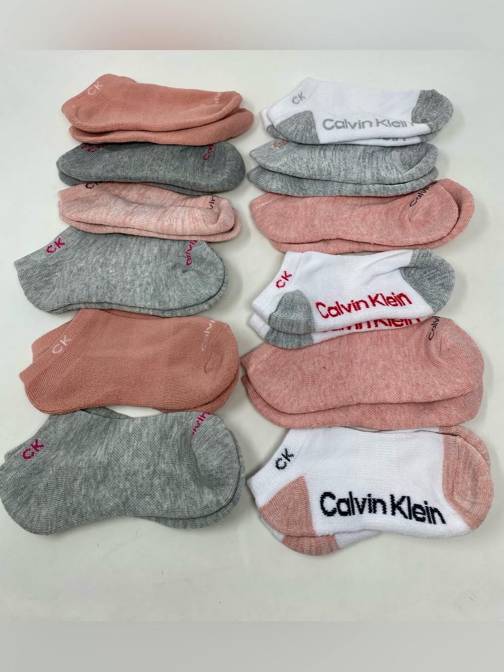 Calvin Klein Girls 12 Pack Soft Cushioned Athletic No Show Socks Size Medium